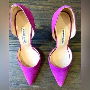 Manolo Blahnik Tayler D’Orsay  Suede Pump Shoes